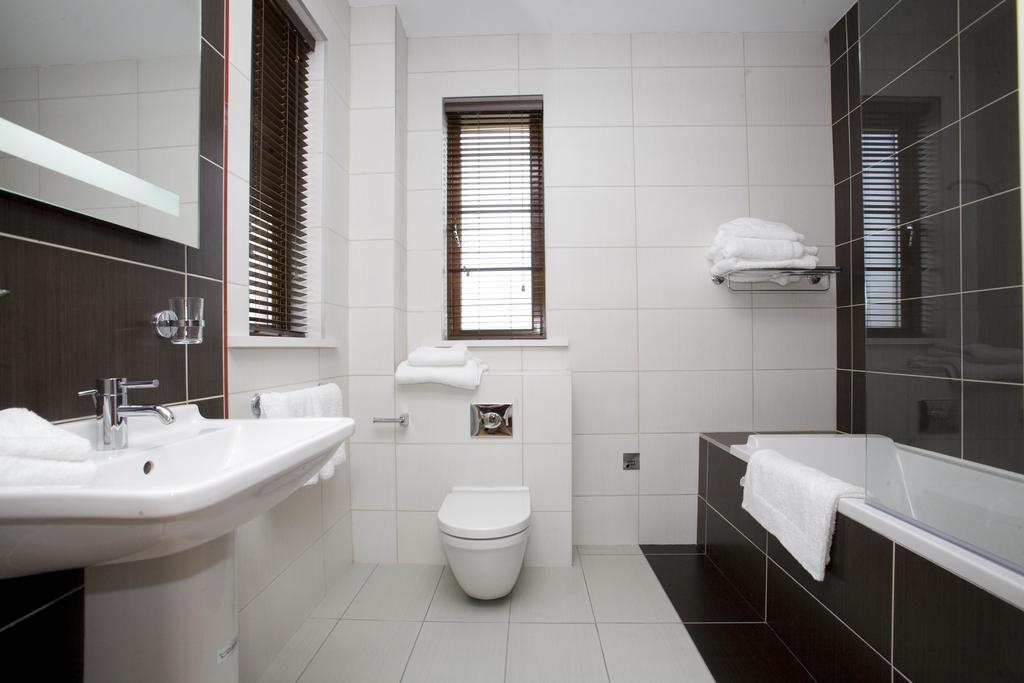 Waterford Castle Hotel Lodges 外观 照片